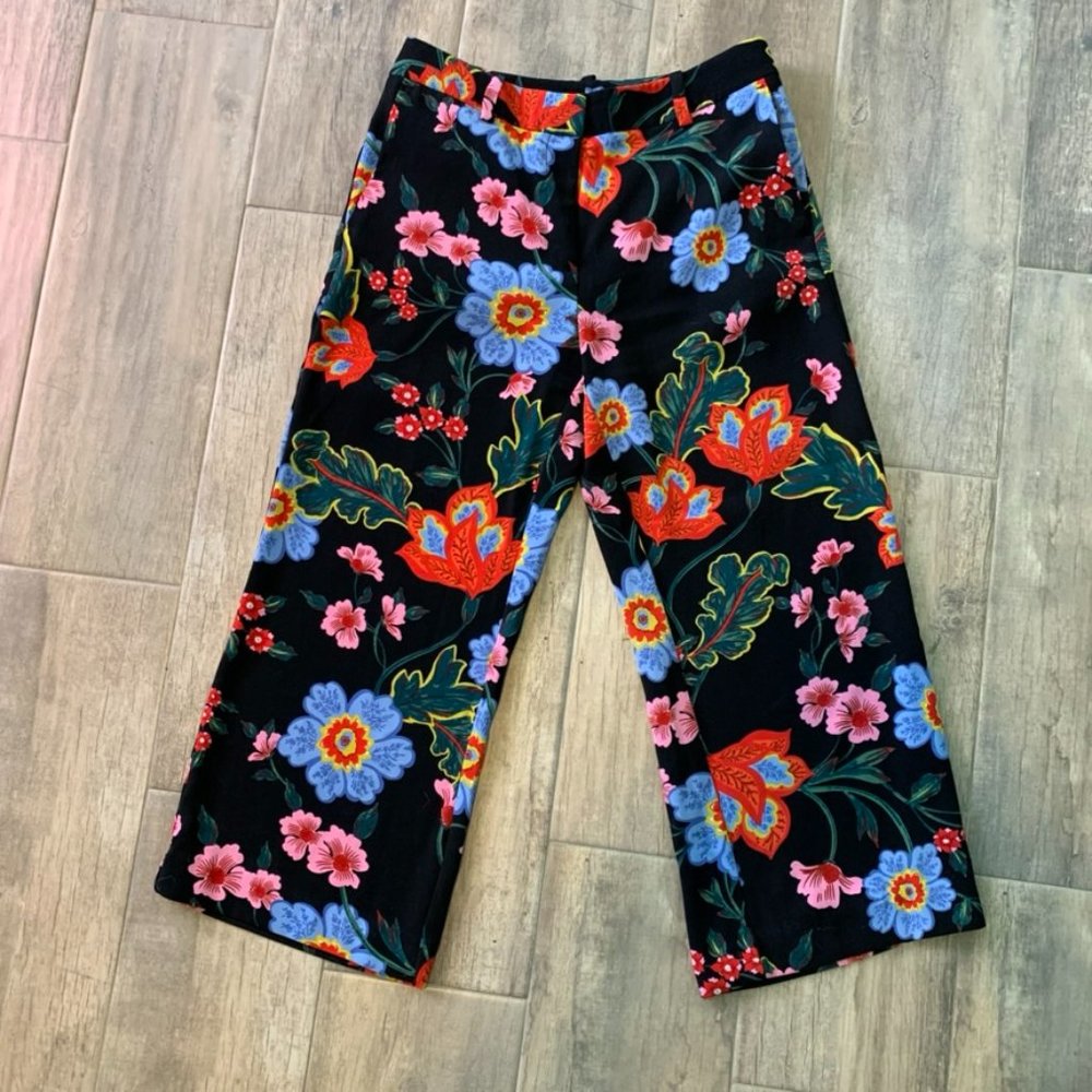 Ann Taylor Boho Floral Crop Trouser
